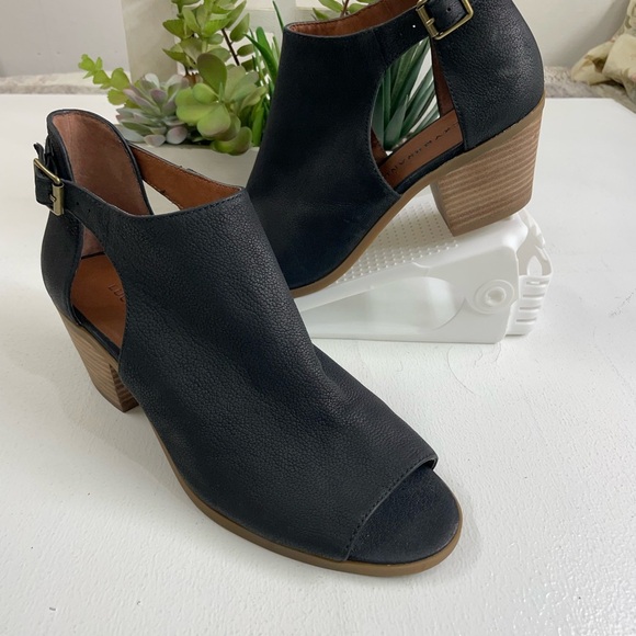 Lucky Brand Black Heeled Boots with Peep-Toe Design in new condition - Picture 1 of 6